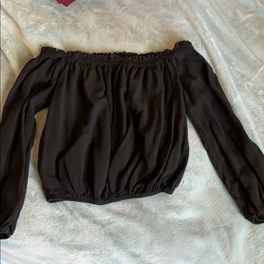 brandy melville stretchy cropped long sleeve